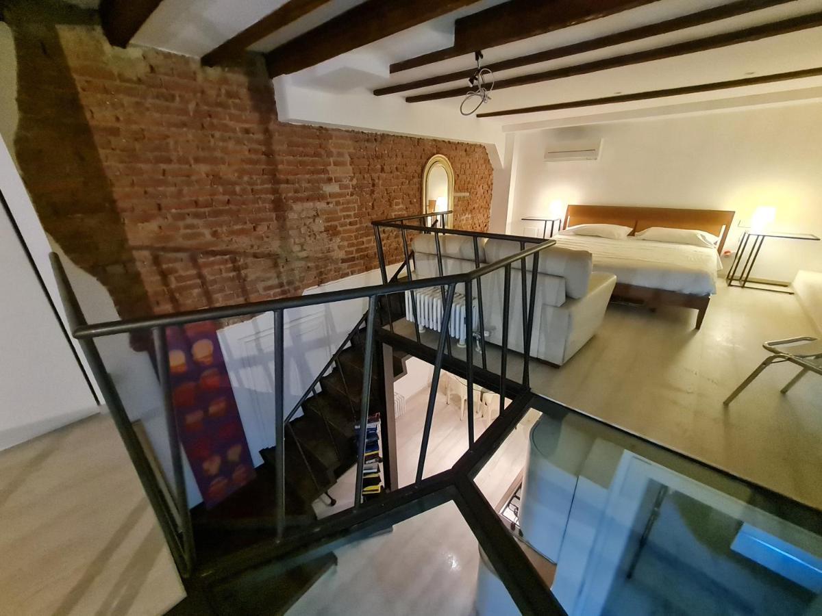 Apartmán Isola - Ugo Bassi Charme Loft Milán Exteriér fotografie